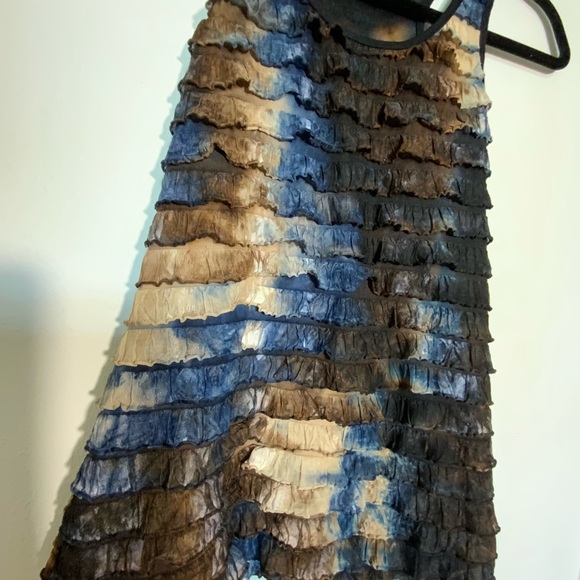 Banana Monkey Layered Frill Brown Blue Tan Sleeveless Blouse Size Small - Picture 4 of 5